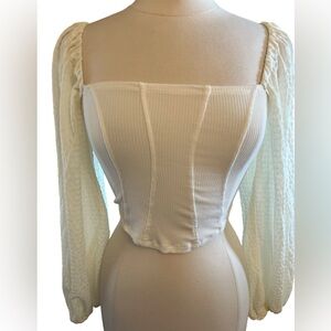 Urban Outfitters Bohemian Ivory Puff Sleeve Blouse w/corset style bodice Size M